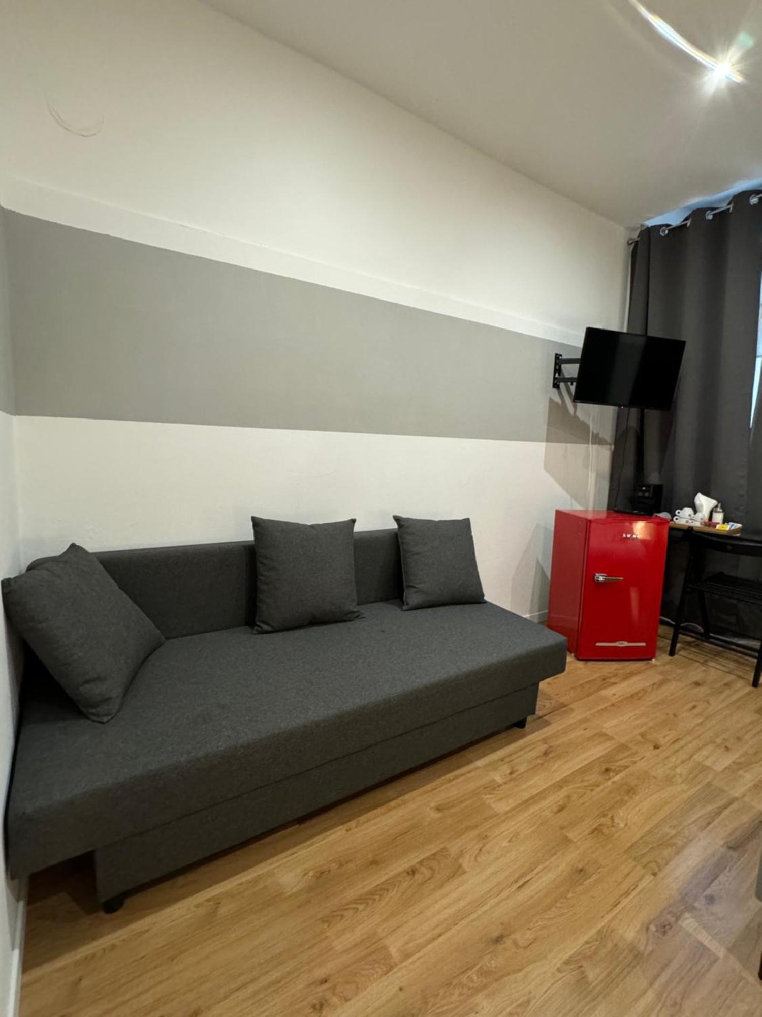 Il Tasso Rooms & Apartments ตรีเอสเต ภายนอก รูปภาพ